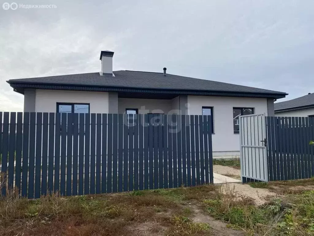 Дом в село Ягодное, Олимпийская улица (110 м) - Фото 1