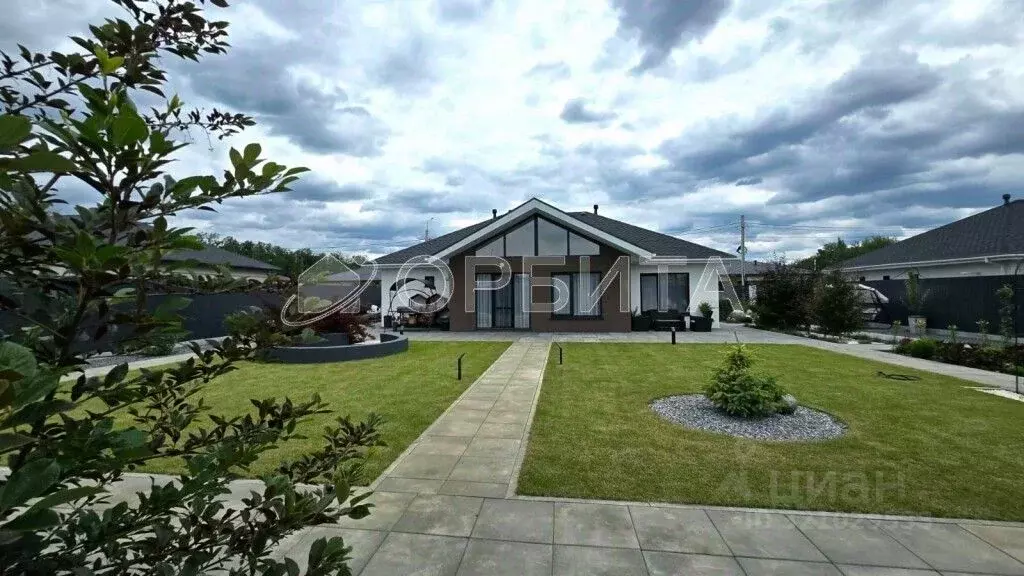 Дом в Тюменская область, Тюменский район, д. Зубарева ул. Слободская ... - Фото 1