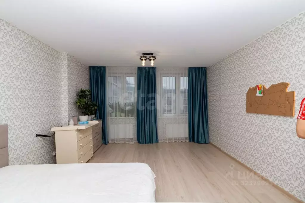 1-к кв. Красноярский край, Красноярск ул. Петра Ломако, 8 (51.9 м) - Фото 2