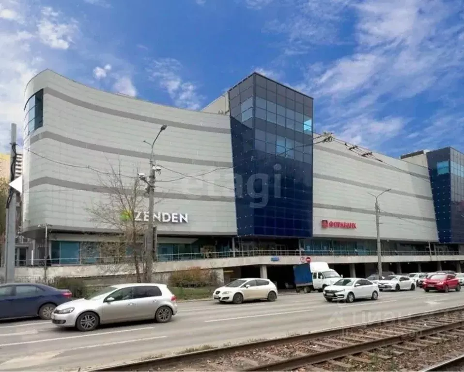 Торговая площадь в Пермский край, Пермь ул. Революции, 60/1 (95 м) - Фото 0