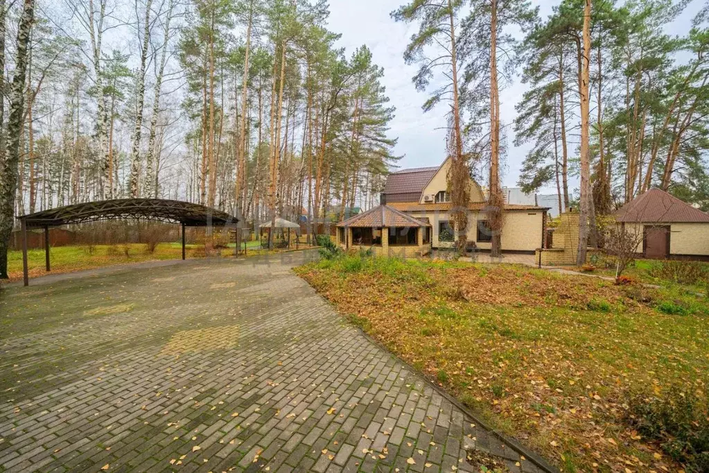 Дом в Липецкая область, Грязинский район, Ярлуковский сельсовет, с. ... - Фото 1