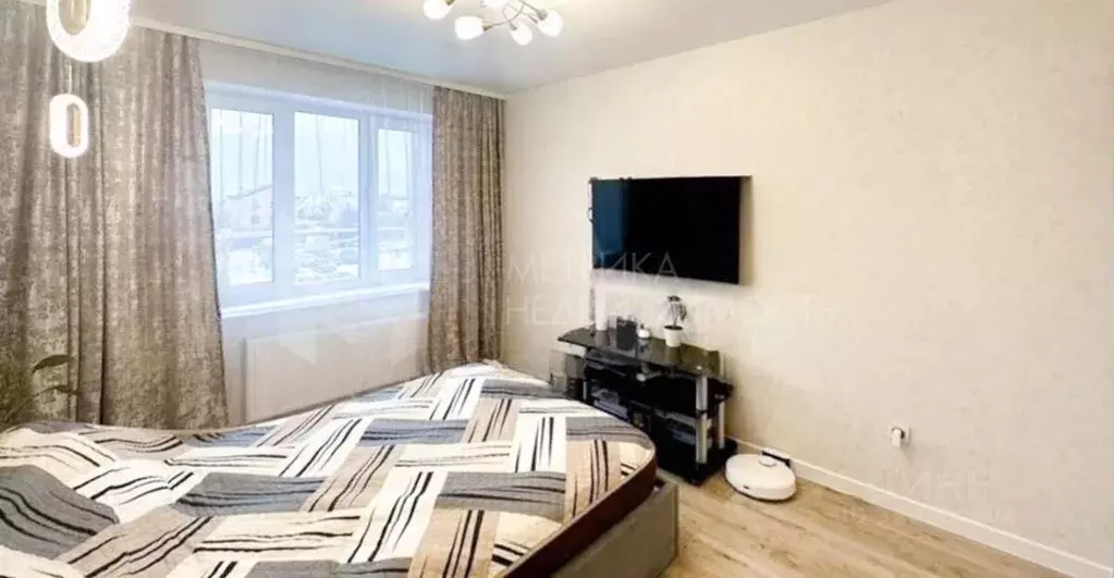 1-к кв. Тюменская область, Тюмень ул. Тальниковая, 3 (36.8 м) - Фото 2