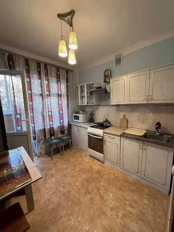 1-к. квартира, 38 м, 2/5 эт. - Фото 1