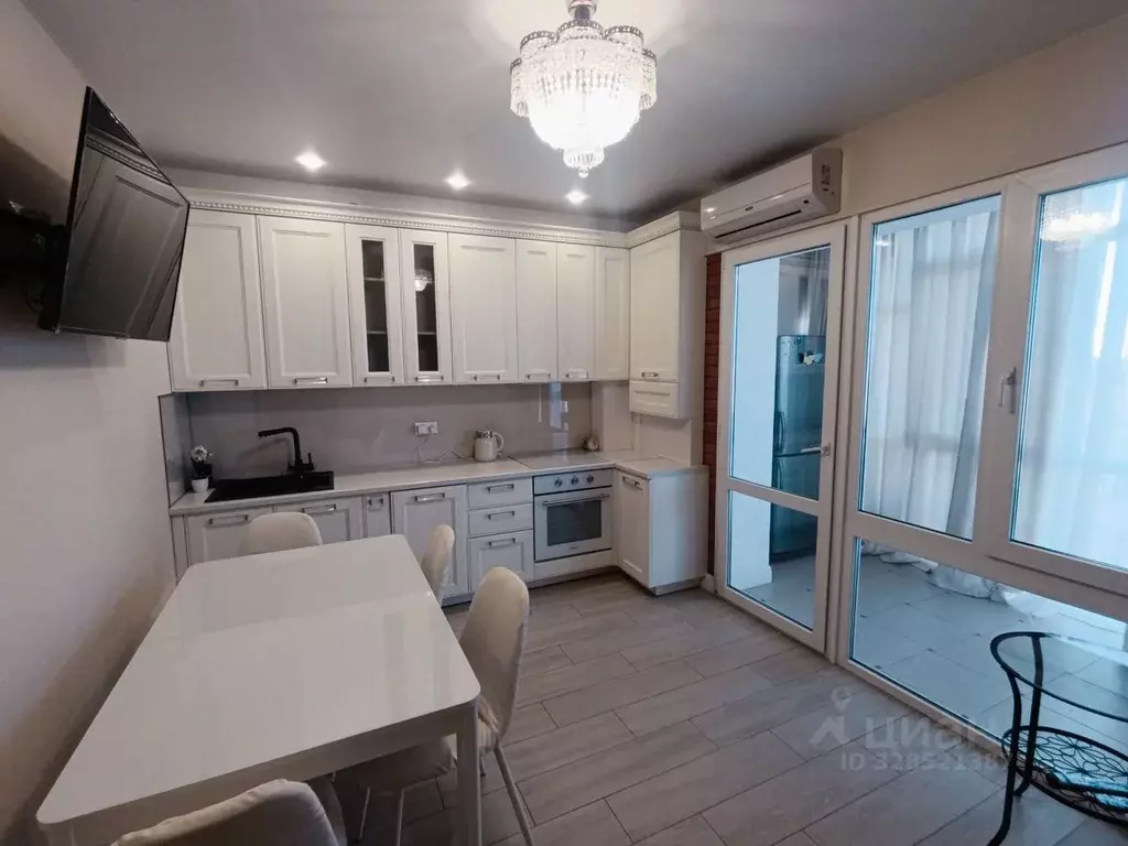 2-к кв. Севастополь ул. Советская, 16 (65.0 м) - Фото 1