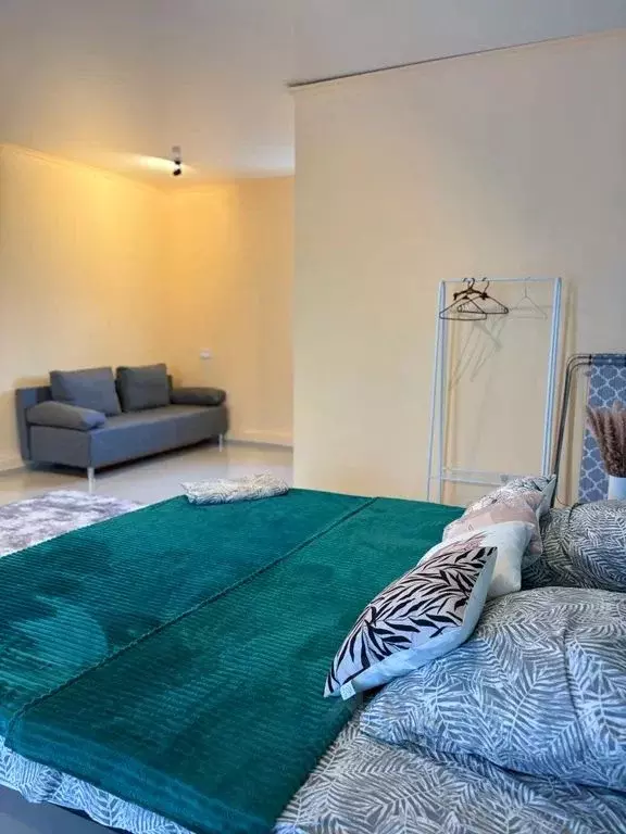 2-к кв. Ставропольский край, Ессентуки ул. Фрунзе, 42 (78.0 м) - Фото 1