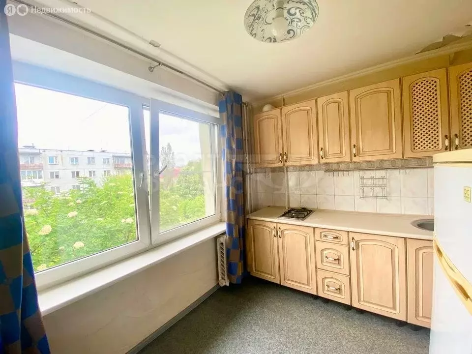 2-комнатная квартира: Калининград, улица Аллея Смелых, 68 (56.6 м) - Фото 1