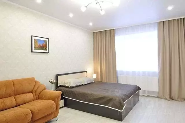 1-к кв. Тюменская область, Тюмень ул. Революции, 228к3 (48.0 м) - Фото 0