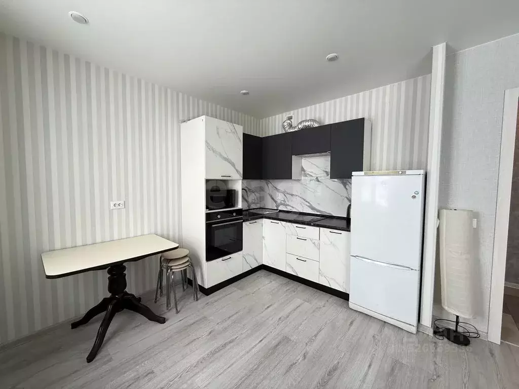 Студия Татарстан, Казань Тэцевская ул., 4Е (27.0 м) - Фото 1