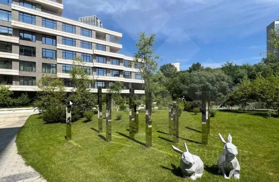 4-к кв. Москва ул. Сергея Бондарчука, 6 (350.0 м) - Фото 0