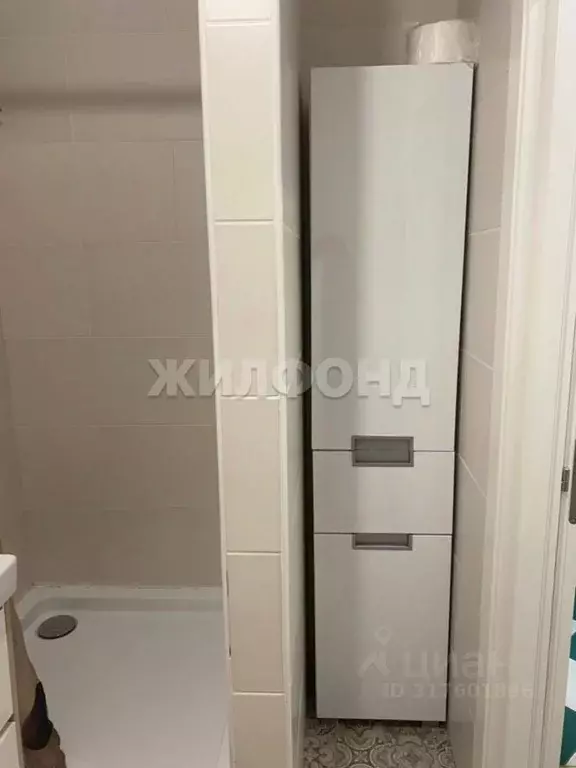 2-к кв. Новосибирская область, Новосибирск Октябрьская ул., 45А (51.9 ... - Фото 1