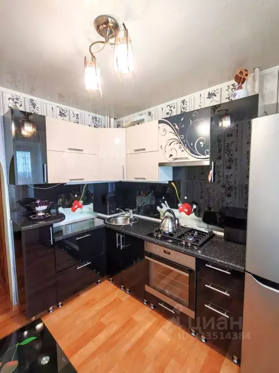 2-к кв. Чувашия, Канаш ул. 30 лет Победы, 106 (51.4 м) - Фото 1