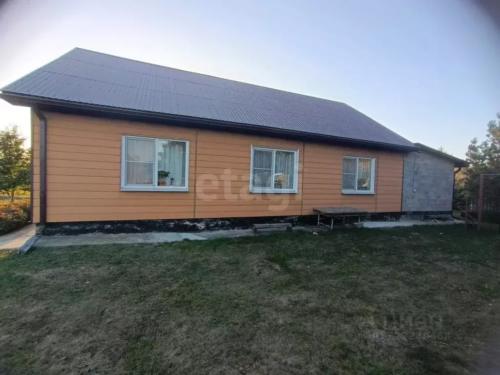 Дом в Белгородская область, Губкинский городской округ, с. Вислая ... - Фото 1