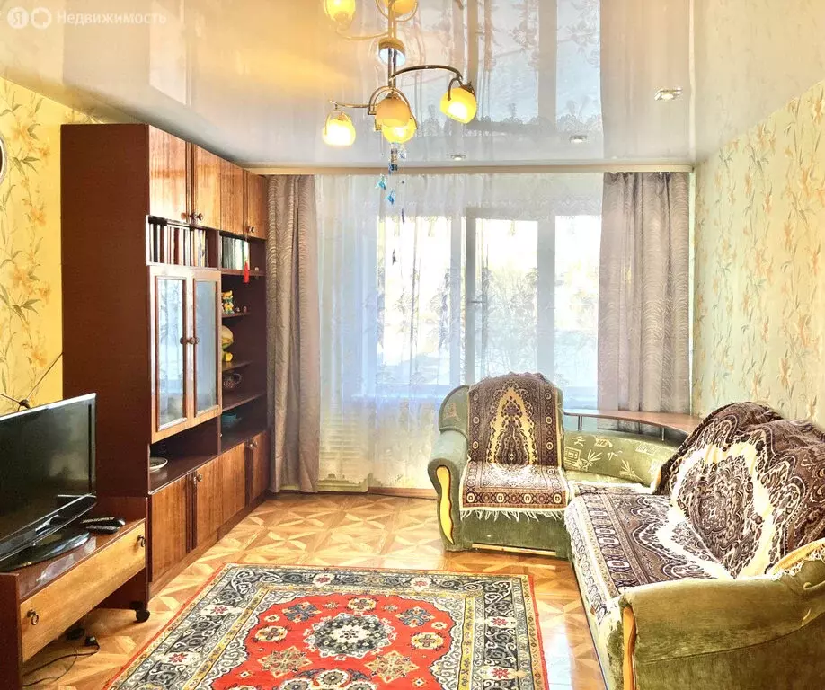 4-комнатная квартира: Воткинск, улица 1905 года, 3 (68.7 м) - Фото 2