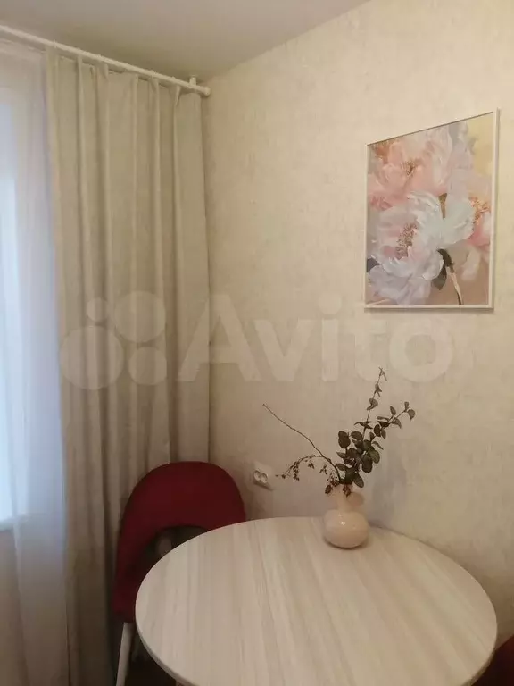 1-к. квартира, 32 м, 8/9 эт. - Фото 0