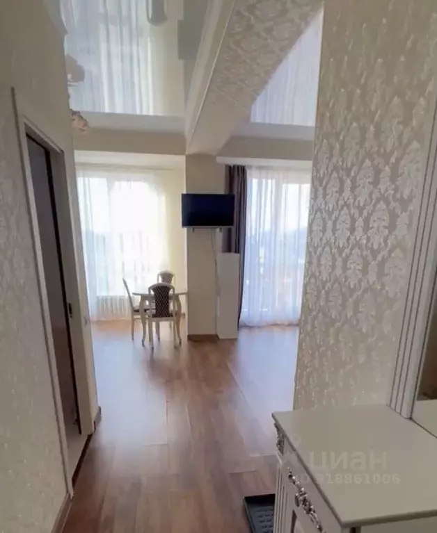 2-к кв. Краснодарский край, Сочи ул. Голенева, 17/4 (55.0 м) - Фото 0