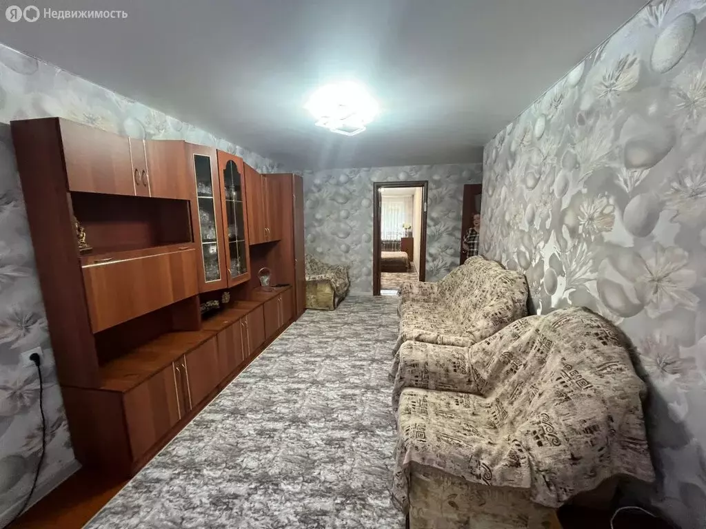 3-комнатная квартира: Октябрьский, Зелёная улица, 1 (55.2 м) - Фото 2