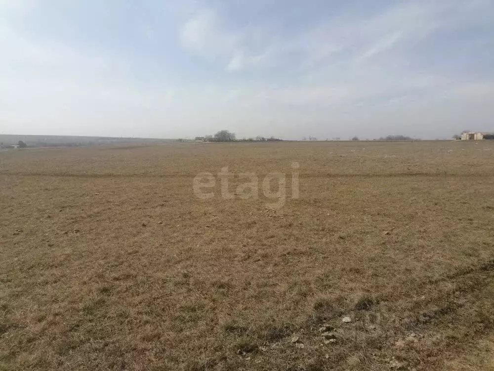 Участок в Крым, Симферопольский район, Перовское с/пос, с. Ключи ул. ... - Фото 1