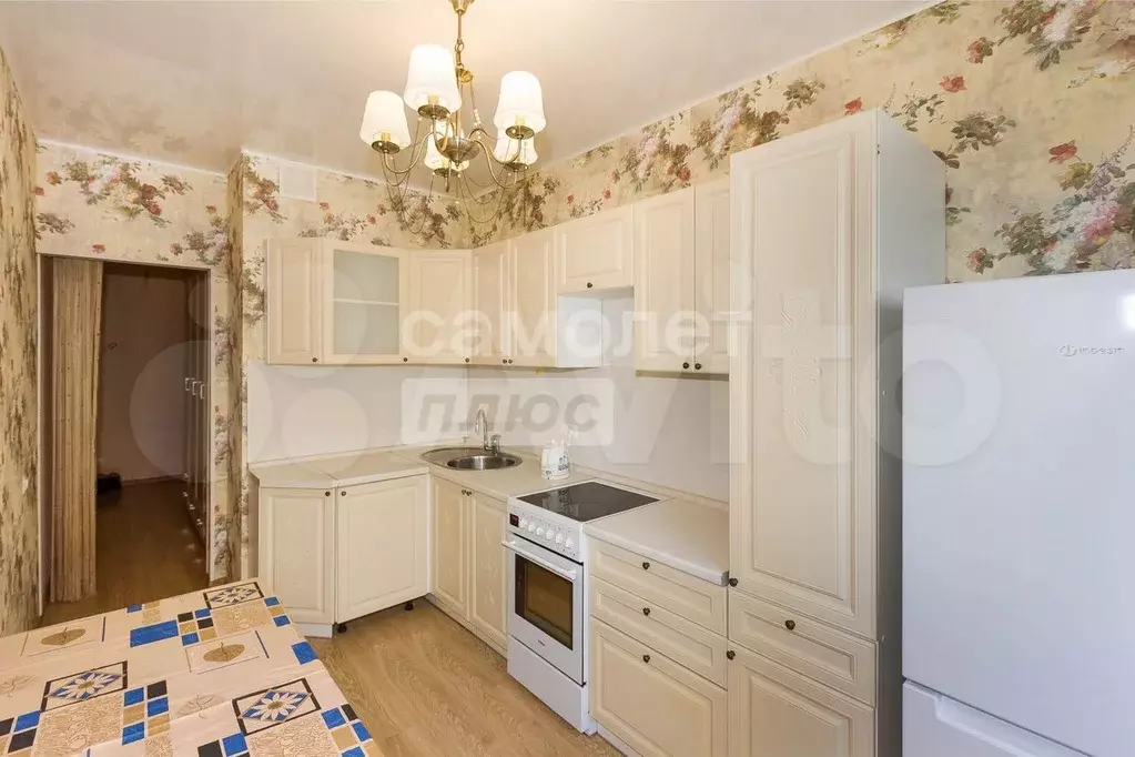 1-к. квартира, 40 м, 2/17 эт. - Фото 0