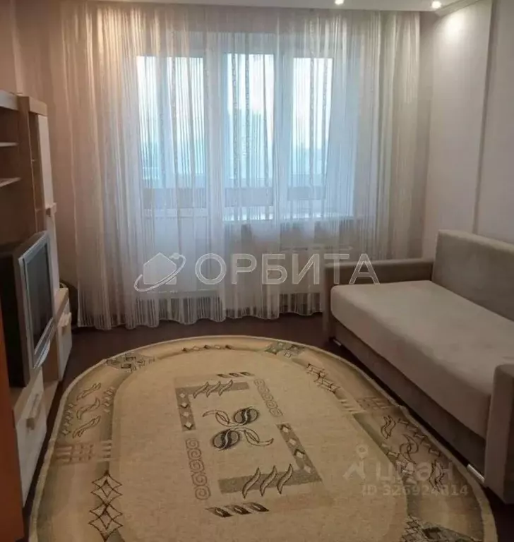 1-к кв. Тюменская область, Тюмень Магаданская ул., 13 (36.7 м) - Фото 1