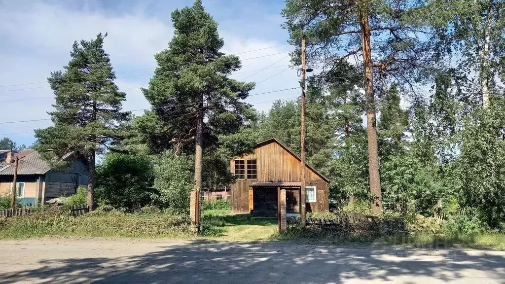 Дом в Карелия, Беломорский муниципальный округ, пос. Летнереченский ... - Фото 1