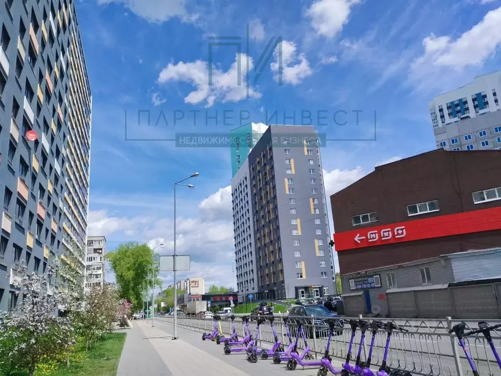 Торговая площадь в Свердловская область, Екатеринбург ул. 40-летия ... - Фото 1