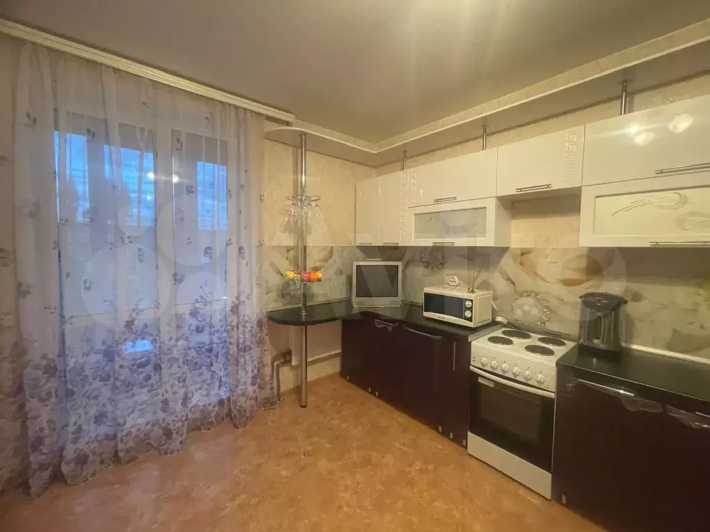 2-к. квартира, 74 м, 2/18 эт. - Фото 0