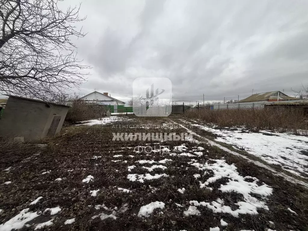 Участок в Саратовская область, Энгельс Удалой пер., 2 (4.7 сот.) - Фото 1