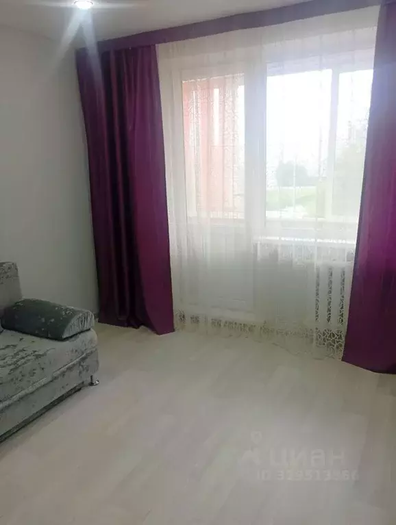 1-к кв. Татарстан, Набережные Челны 48-й комплекс, 4 (32.0 м) - Фото 0