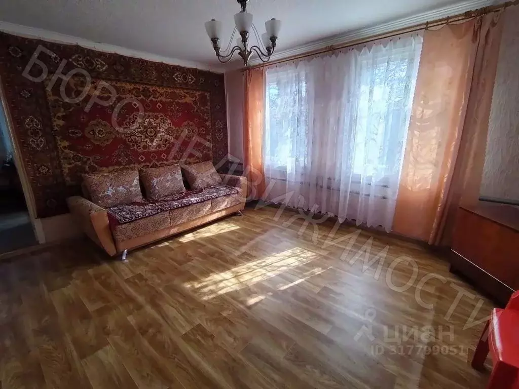 Дом в Саратовская область, Балашовский район, Хоперское муниципальное ... - Фото 0