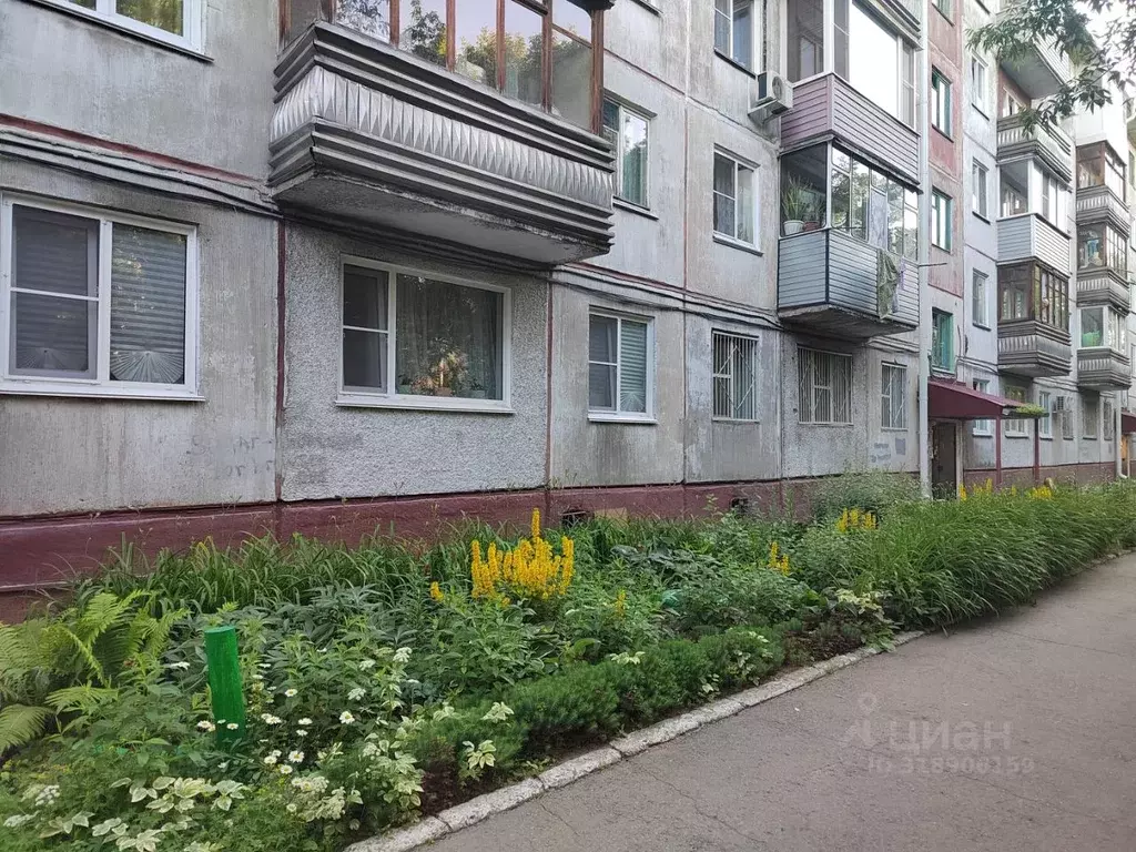 3-к кв. Алтайский край, Барнаул Молодежная ул., 46 (57.8 м) - Фото 0