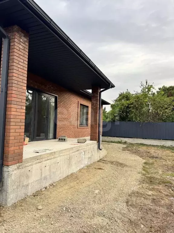 Дом в Адыгея, Майкоп городской округ, Гавердовский хут. ул. Гагарина ... - Фото 1