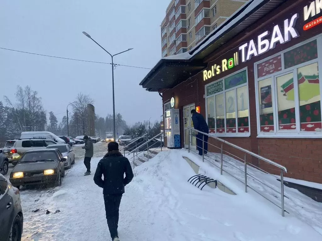 Торговая площадь в Московская область, Щелково городской округ, пос. ... - Фото 0