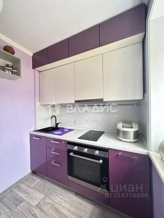 2-к кв. Бурятия, Улан-Удэ ул. Комарова, 15 (43.4 м) - Фото 0