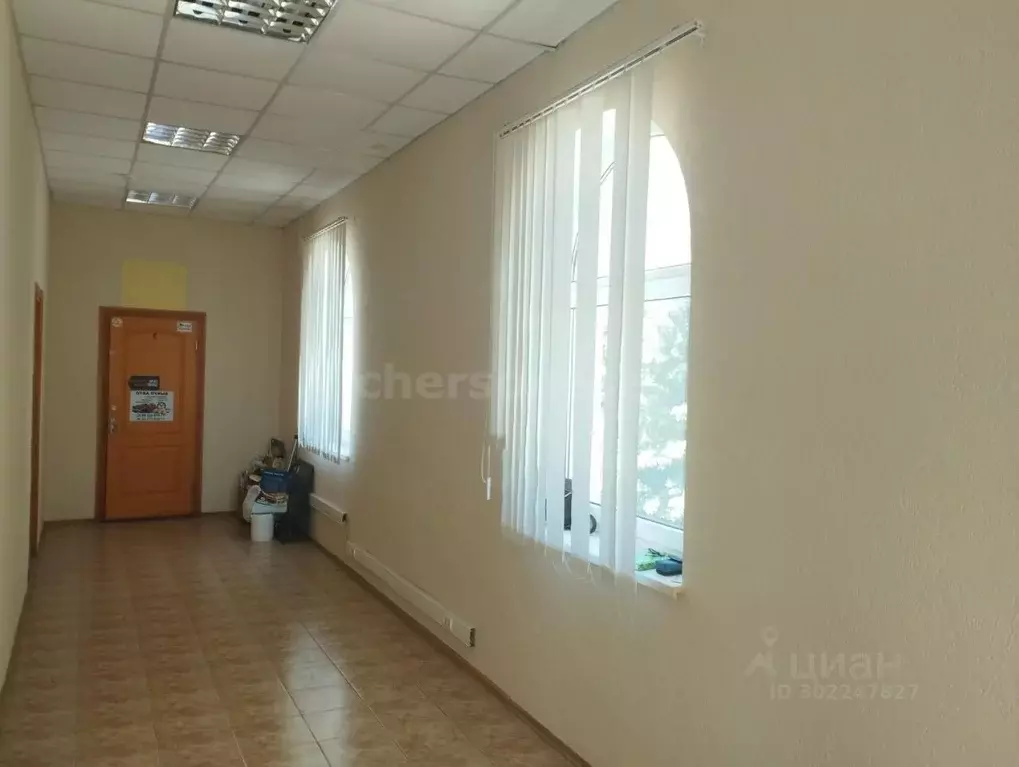Офис в Севастополь ул. Хрусталева, 44Б (25 м) - Фото 0