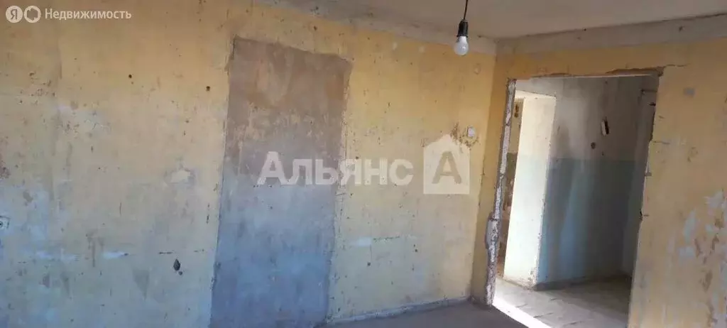 3-комнатная квартира: Каменск-Шахтинский, улица Героев Пионеров, 71Б ... - Фото 2