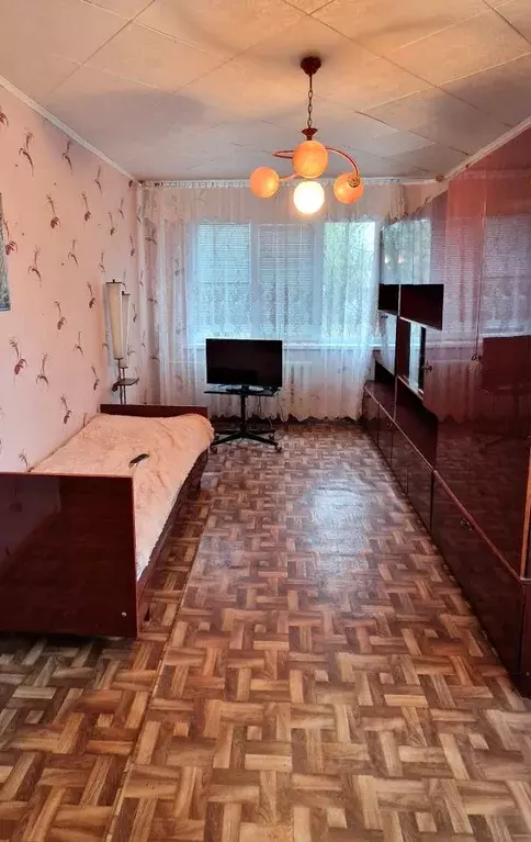 3-к кв. Волгоградская область, Камышин ул. Гагарина, 141 (61.1 м) - Фото 0