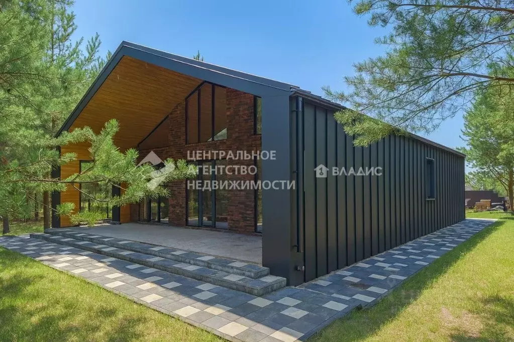 Дом в Рязанская область, Рязанский район, Дубровическое с/пос, с. ... - Фото 1