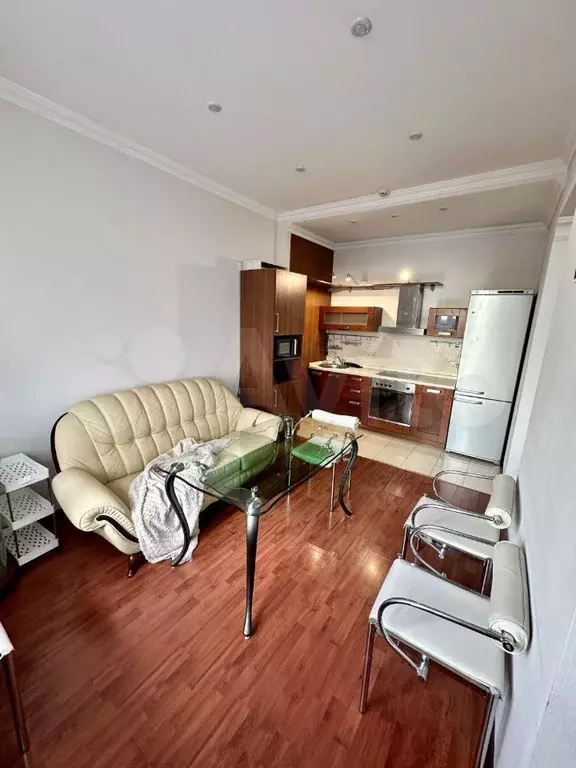 2-к. квартира, 70 м, 10/10 эт. - Фото 1