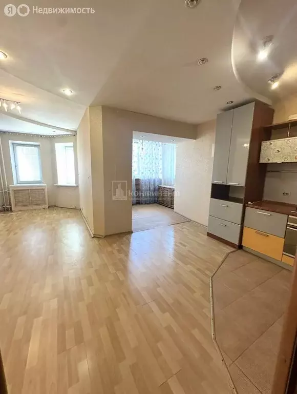 2-комнатная квартира: Владимир, улица Нижняя Дуброва, 32А (72 м) - Фото 0