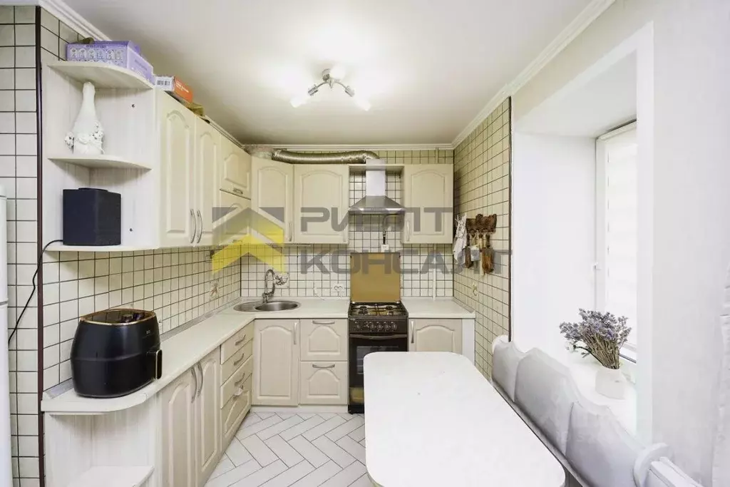 1-к кв. Омская область, Омск Привокзальный мкр, ул. Гризодубовой, 9 ... - Фото 2