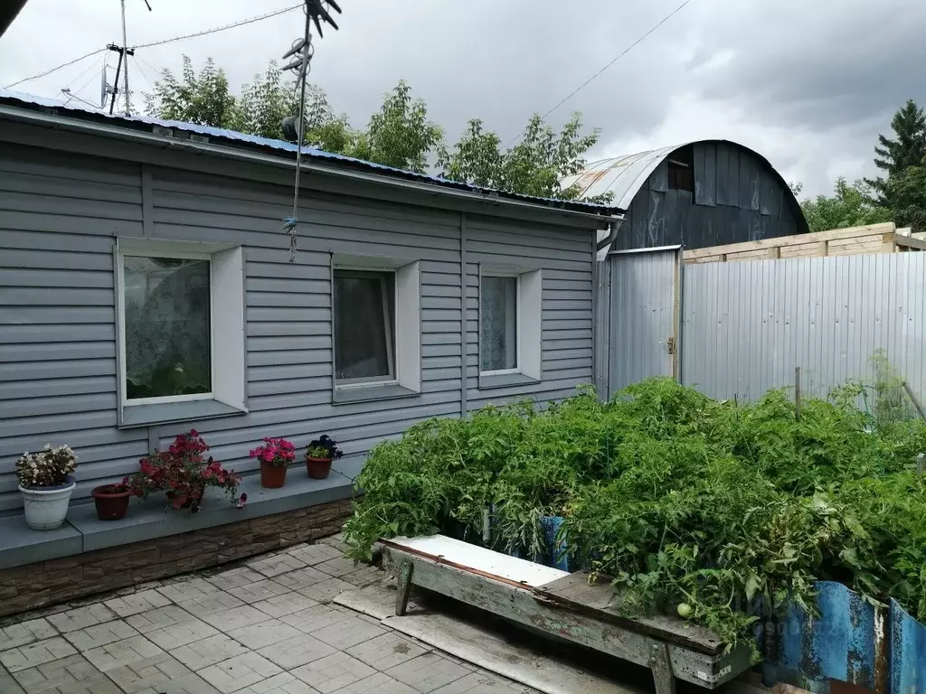 Дом в Омская область, Омск ул. Декабристов, 14В (68 м) - Фото 1