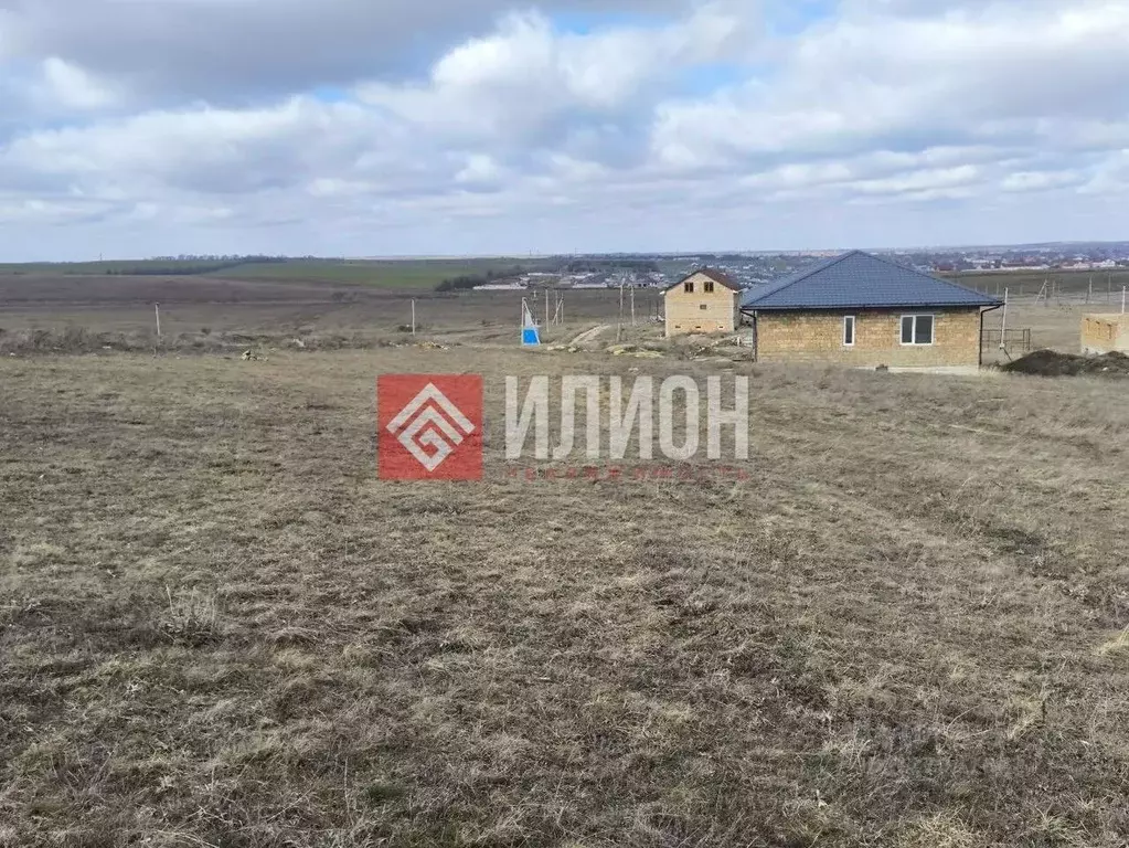 Участок в Крым, Симферопольский район, с. Урожайное ул. 8 Марта (10.0 ... - Фото 2