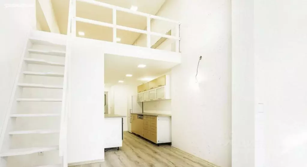 Студия Москва Хохловский пер., 10С7 (18.0 м) - Фото 1