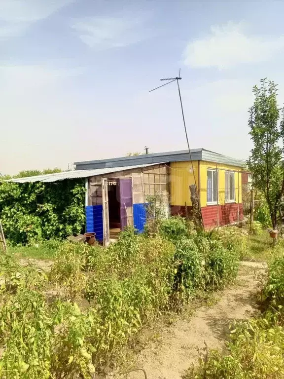 Дом в Саратовская область, Энгельсский район, Красноярское ... - Фото 2