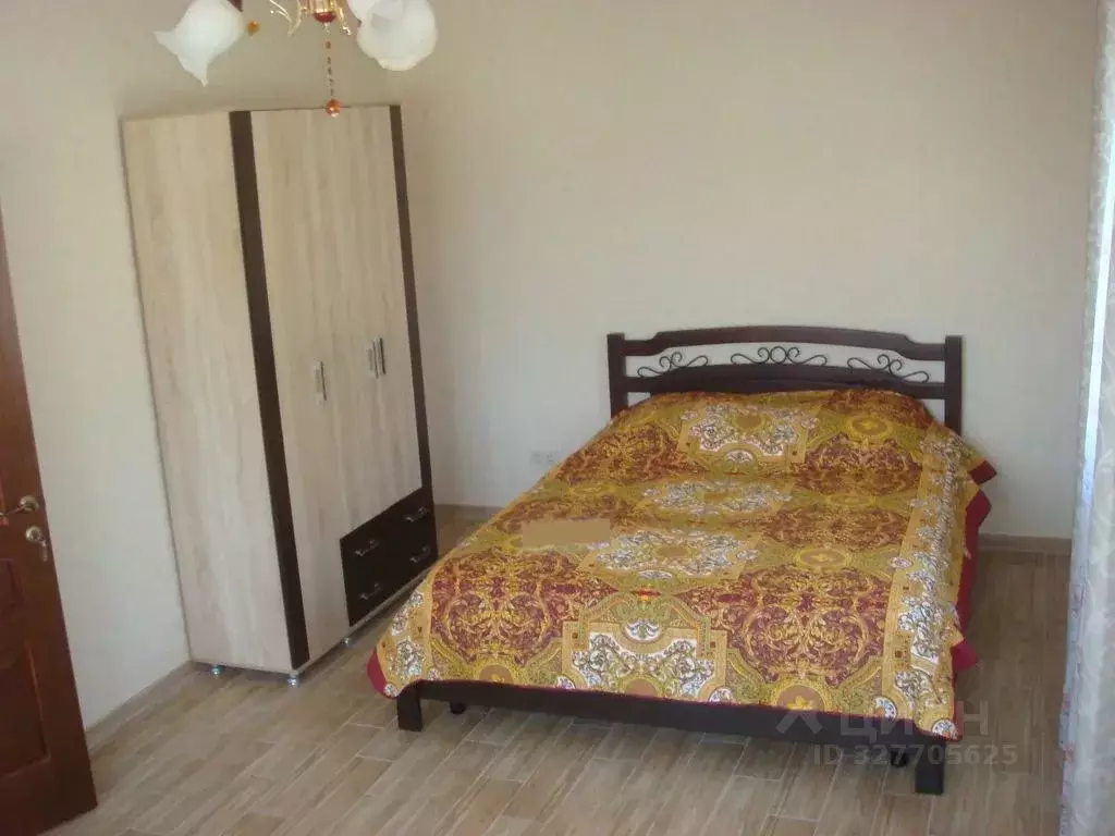 Дом в Краснодарский край, Туапсе Парусная ул., 9 (170 м) - Фото 2