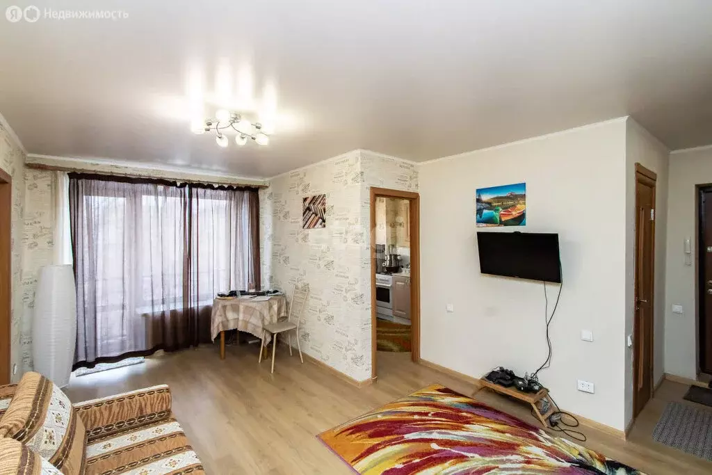 2-комнатная квартира: Тюмень, улица Республики, 150 (41.3 м) - Фото 2