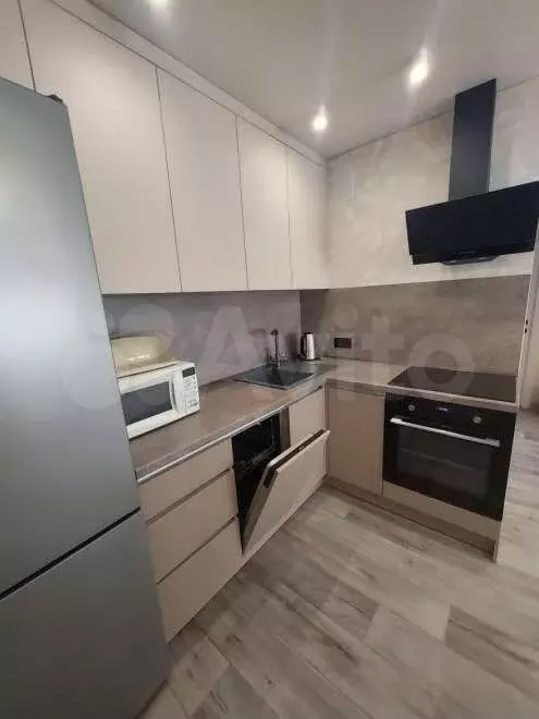 1-к. квартира, 40 м, 4/19 эт. - Фото 0