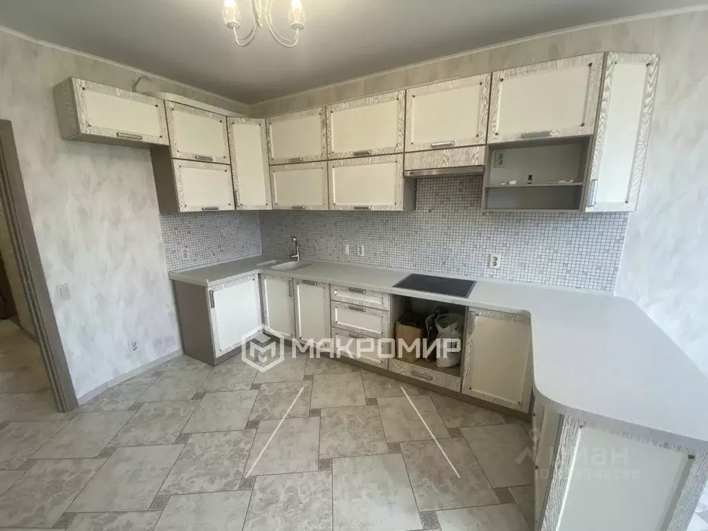2-к кв. Брянская область, Брянск Советская ул., 95к1 (86.0 м) - Фото 0