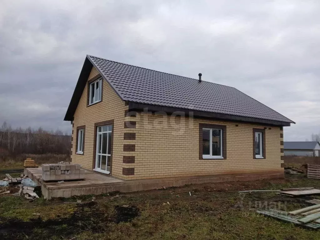 Дом в Башкортостан, Уфа ул. 75-летия Победы, 126 (90 м) - Фото 1