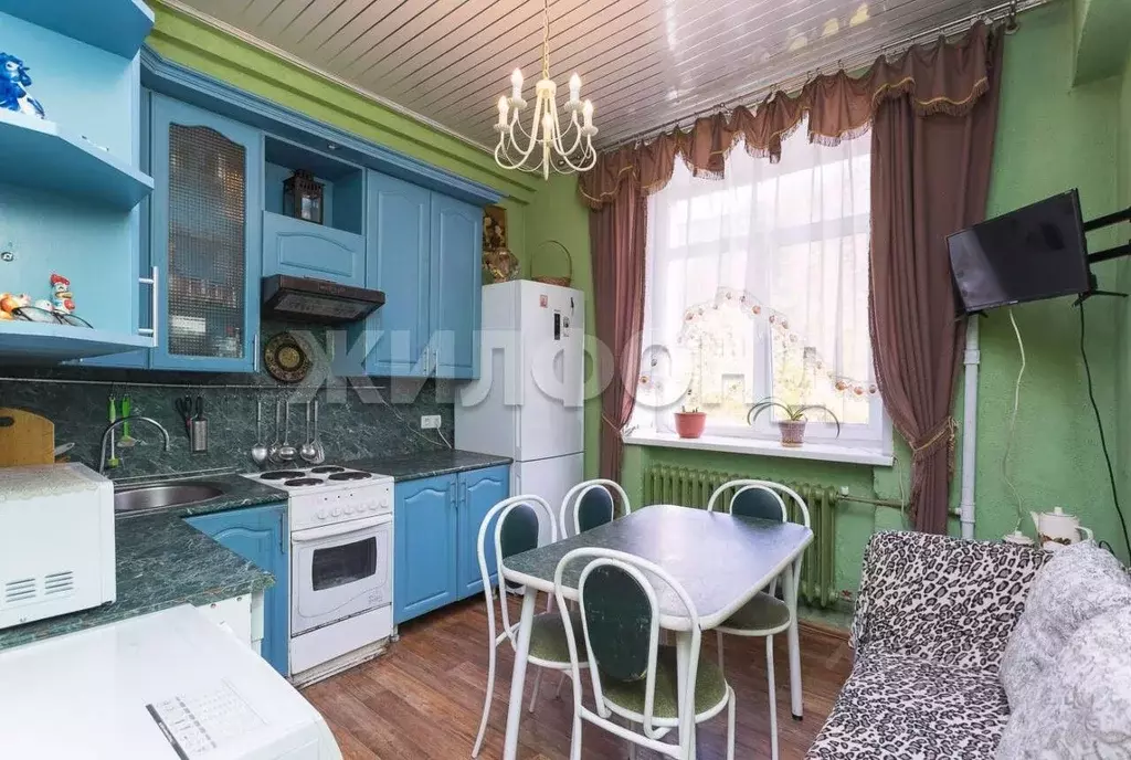 2-к кв. Новосибирская область, Новосибирск Красный просп., 8 (58.0 м) - Фото 0